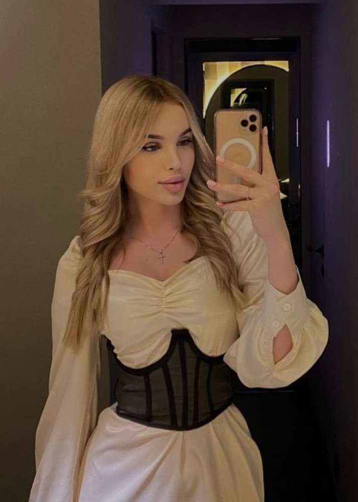 Индивидуалка Соня главное фото в городе Гатчина 