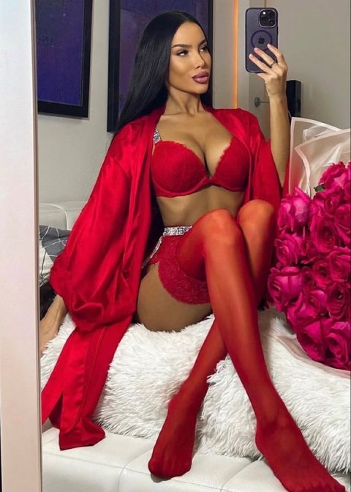 Индивидуалка Кристина главное фото в городе Гатчина 