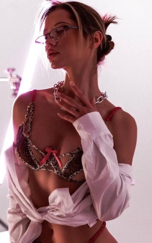 Мила, Г. Гатчина